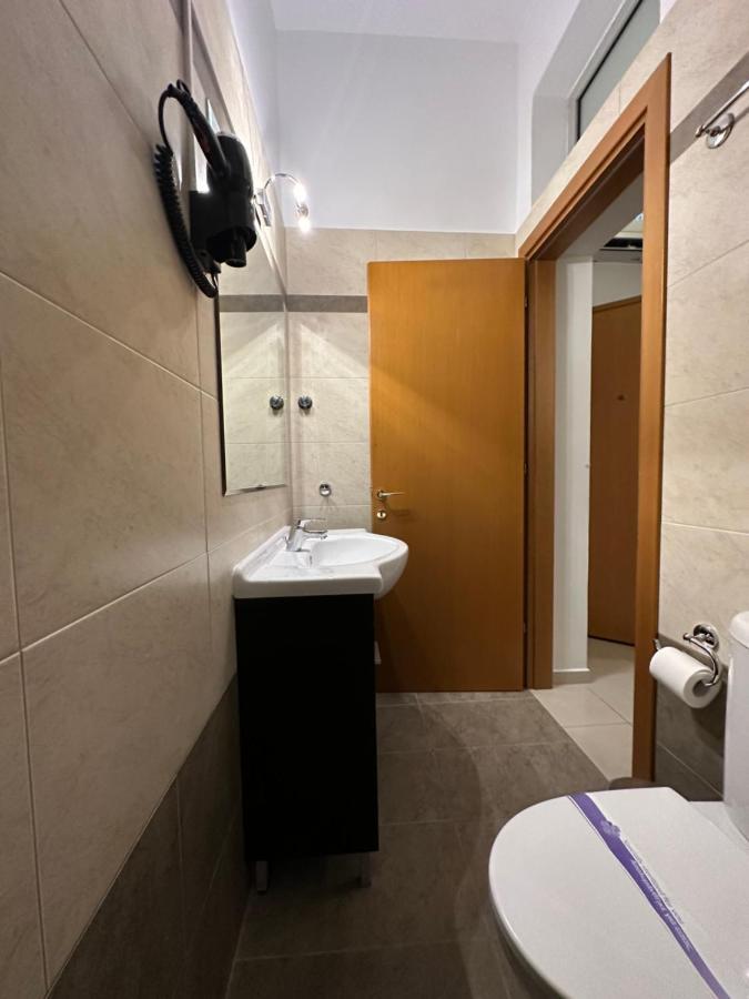 Elegant Escapes 5 Apartment Athens Ngoại thất bức ảnh